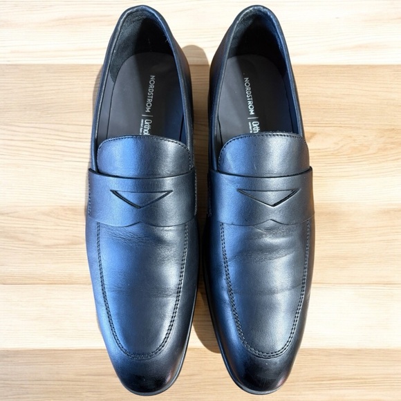 Nordstrom-Men’s 11 Ortholite Black leather Edward Penny Loafer. Like new cond! main image 8